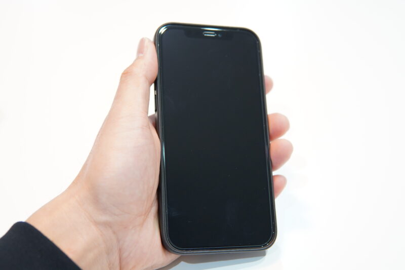 iPhone12 Pro 純正レザーケース（ブラック）のレビュー！ | HIROMAG
